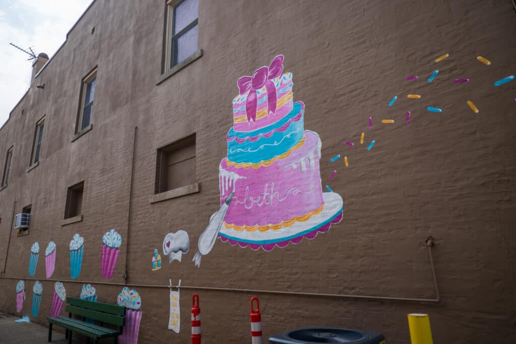 Mural on the side of Cochran's Catering.