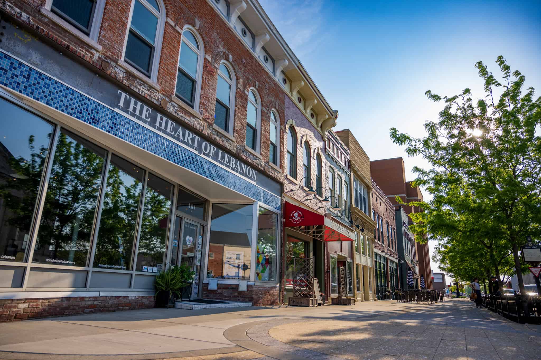 Downtown Lebanon, Indiana in the summer.